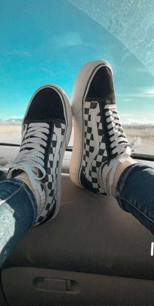 Vans old skool outlet checkerboard on foot