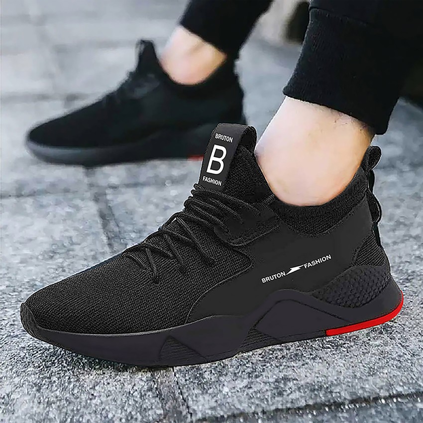 Trending store sports shoes