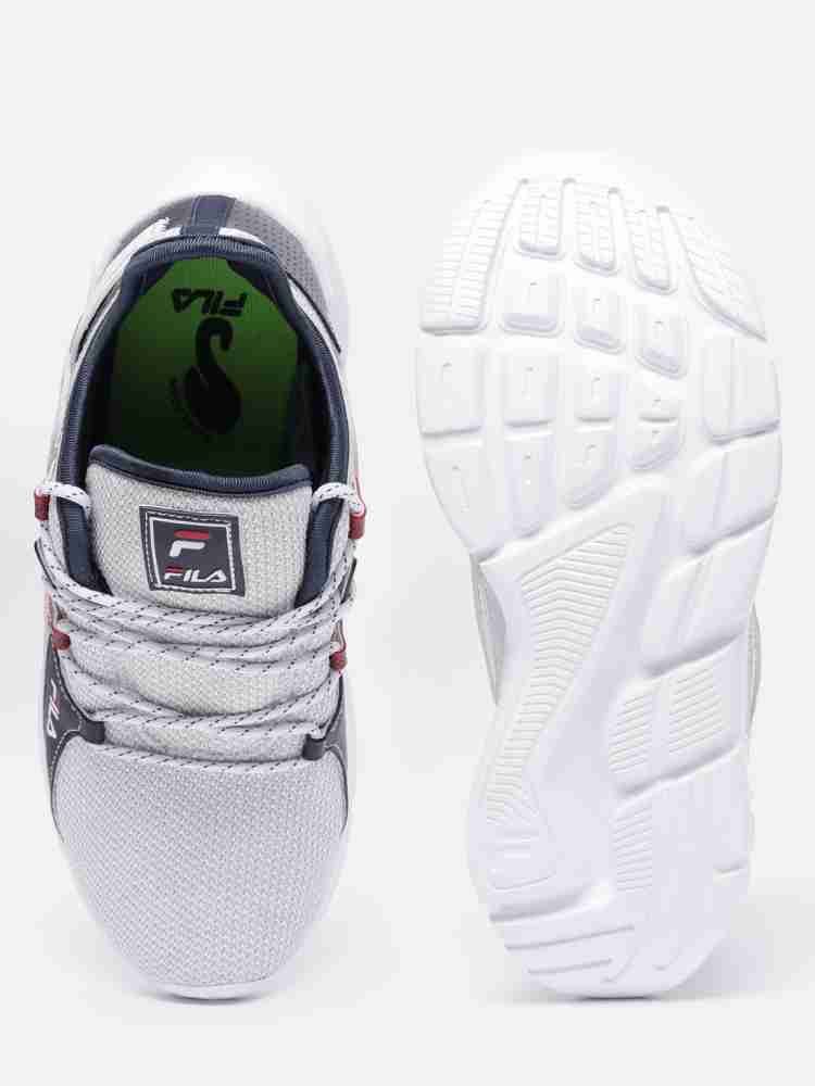 Fila sneakers clearance baby