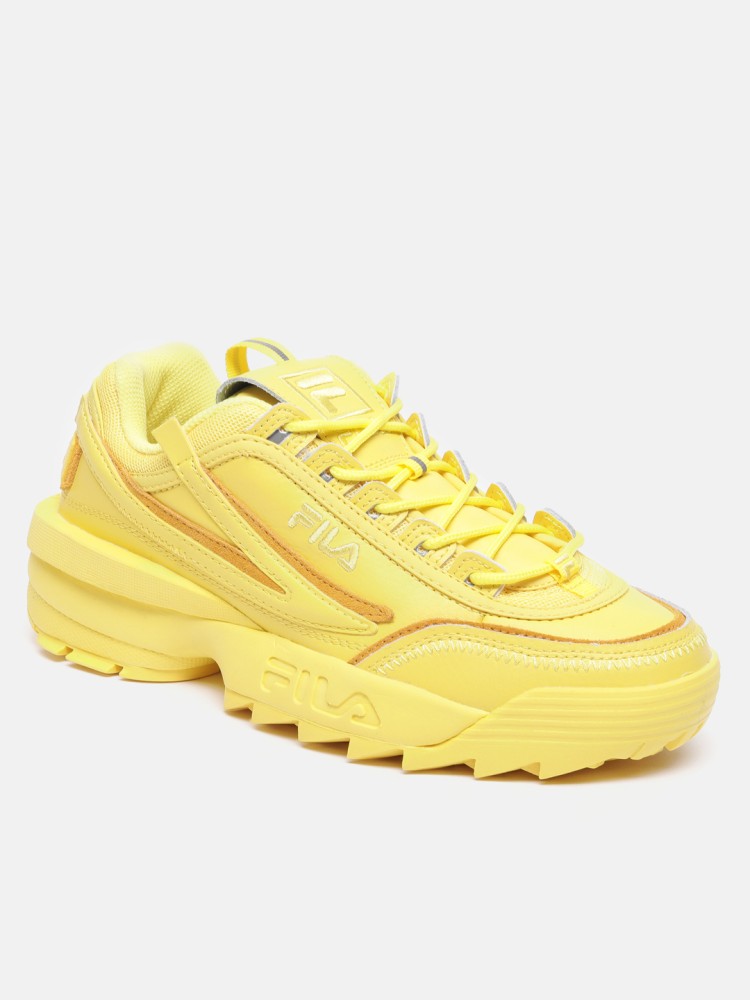 Men yellow store fila shoes