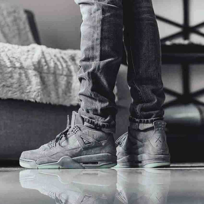 Air jordan deals kaws price