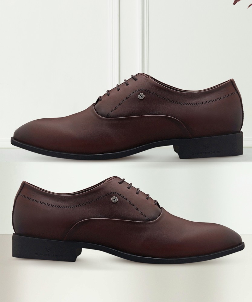 Une paire de chaussures pour homme 100% cuir, modèle Oxford, Patent ou  Gibson à 49,99€ (74% de réduction)