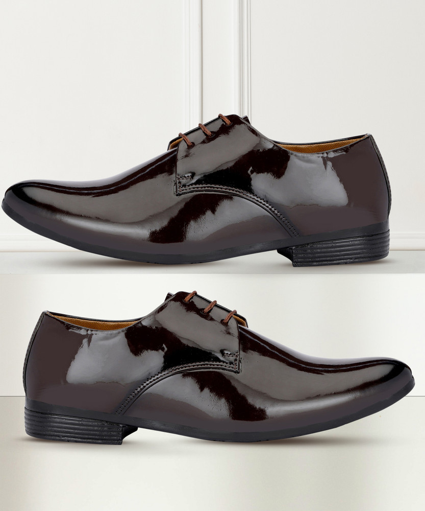 Fancy shoe clearance strings