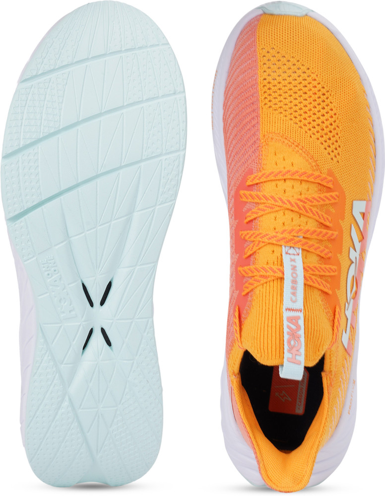 Hoka carbon shop x soldes
