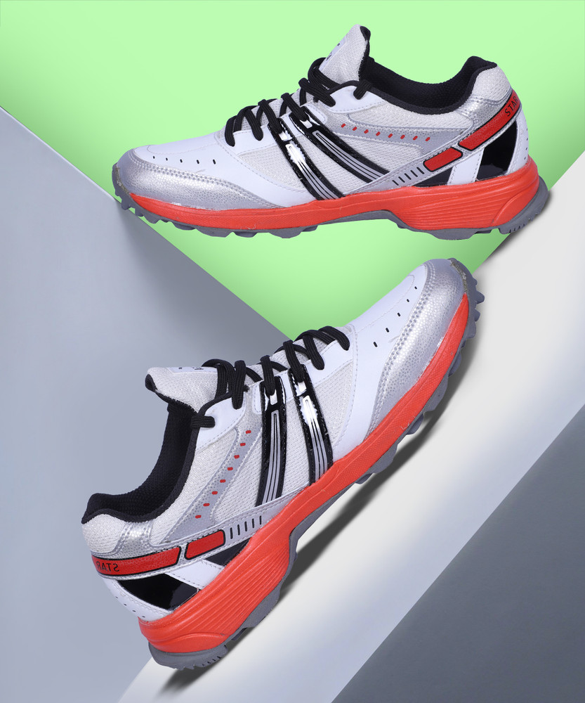 Cricket shoes online flipkart on sale