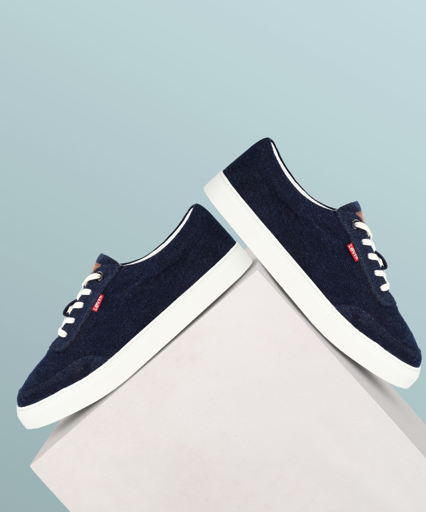 Levi's shop shoes flipkart