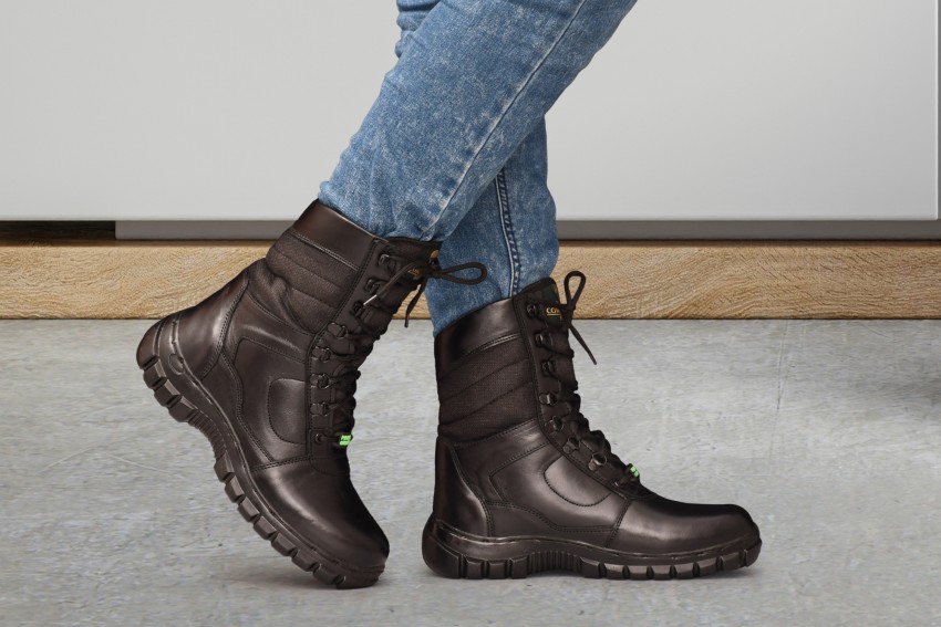 Red combat hot sale boots mens