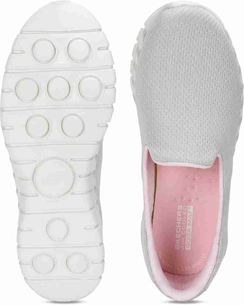 Skechers gowalk 2 flash goga deals walking shoes womens