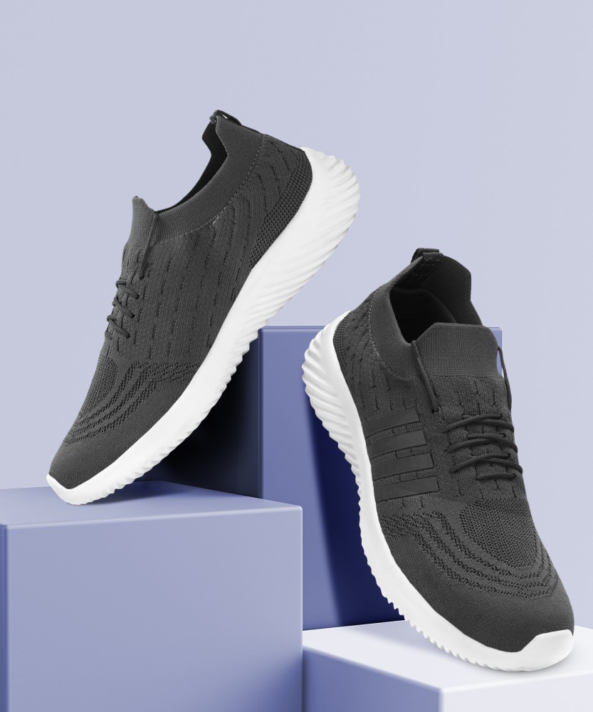 NEW IN: Workout Essentials for Men – Paragon Footwear