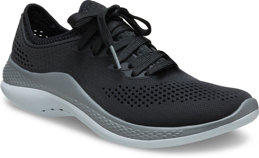 Pacer crocs deals