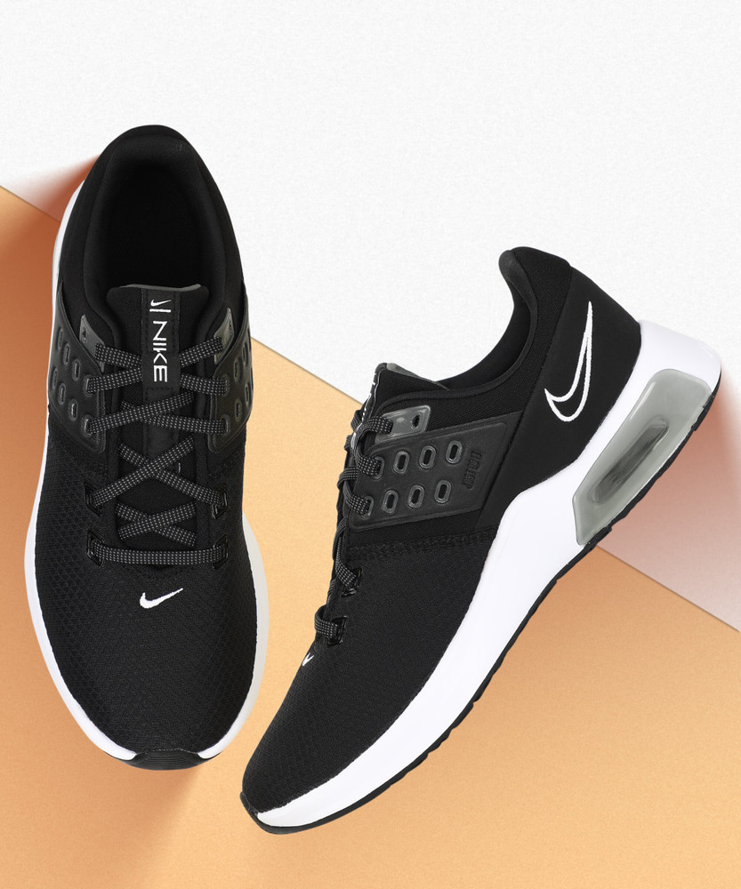 Nike air bella tr training shoes deals