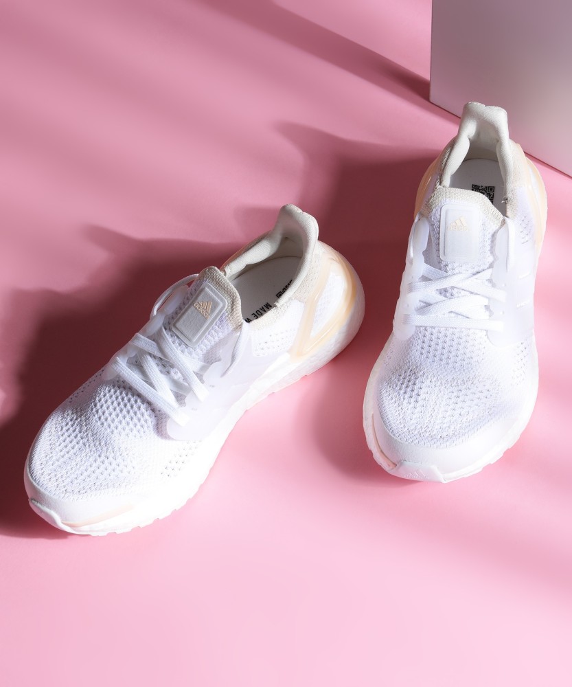 Ultra boost outlet shoes women