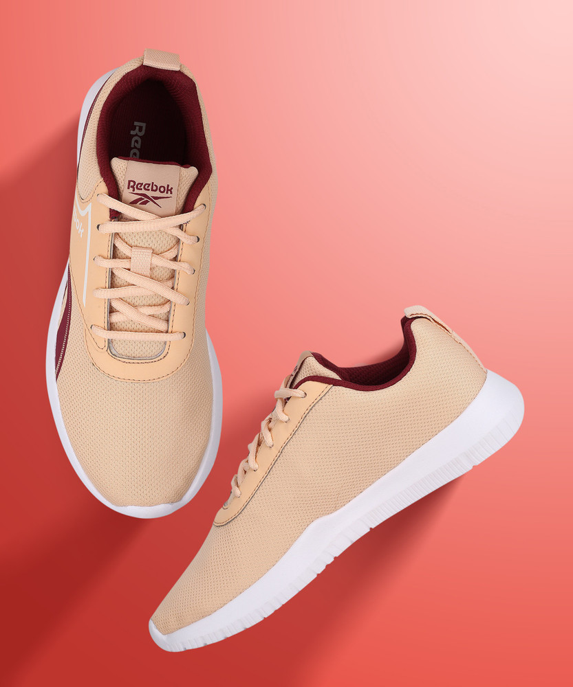 Orange and white reebok outlet