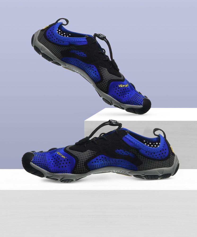 Five finger 2025 shoes flipkart