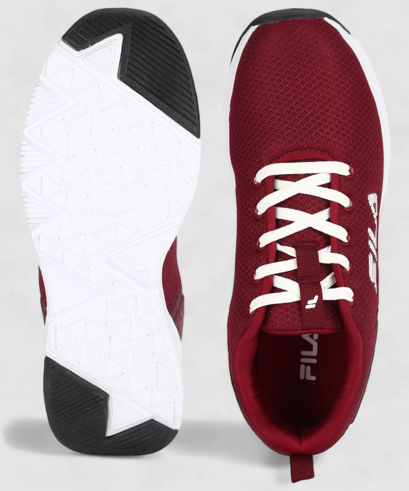 Fila retro running shoes best sale