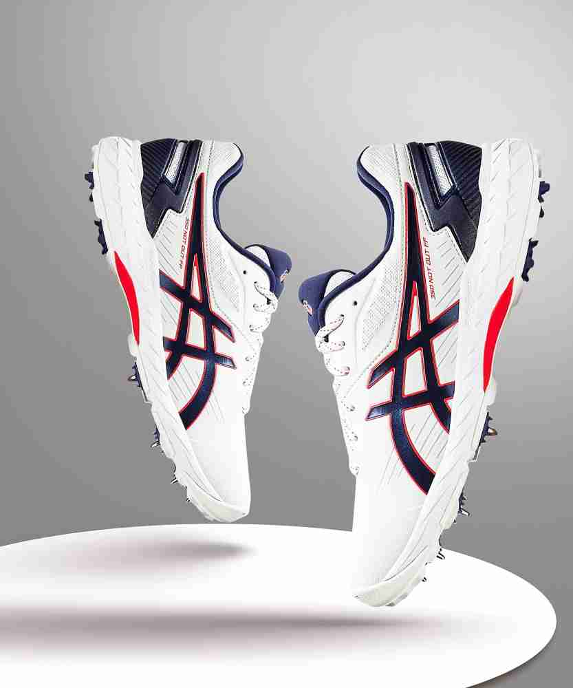 Asics rubber spikes hot sale cricket shoes