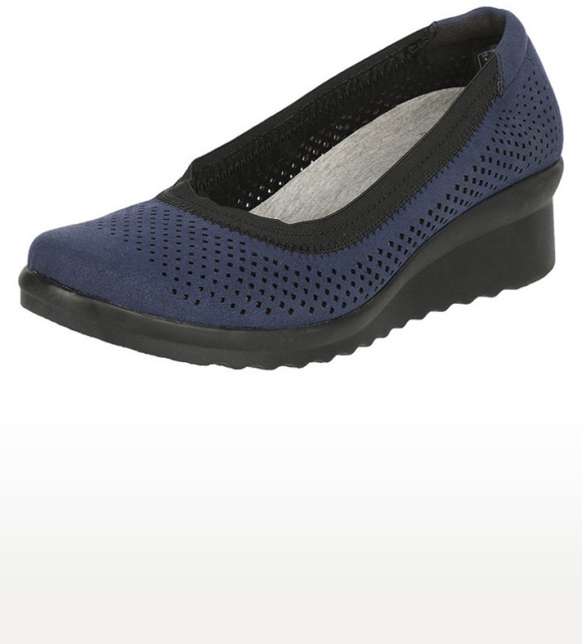 CLARKS CADDELL TRAIL NAVY Casuals For Women Buy CLARKS CADDELL