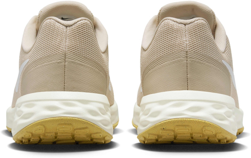 Cream color cheap nike shoes