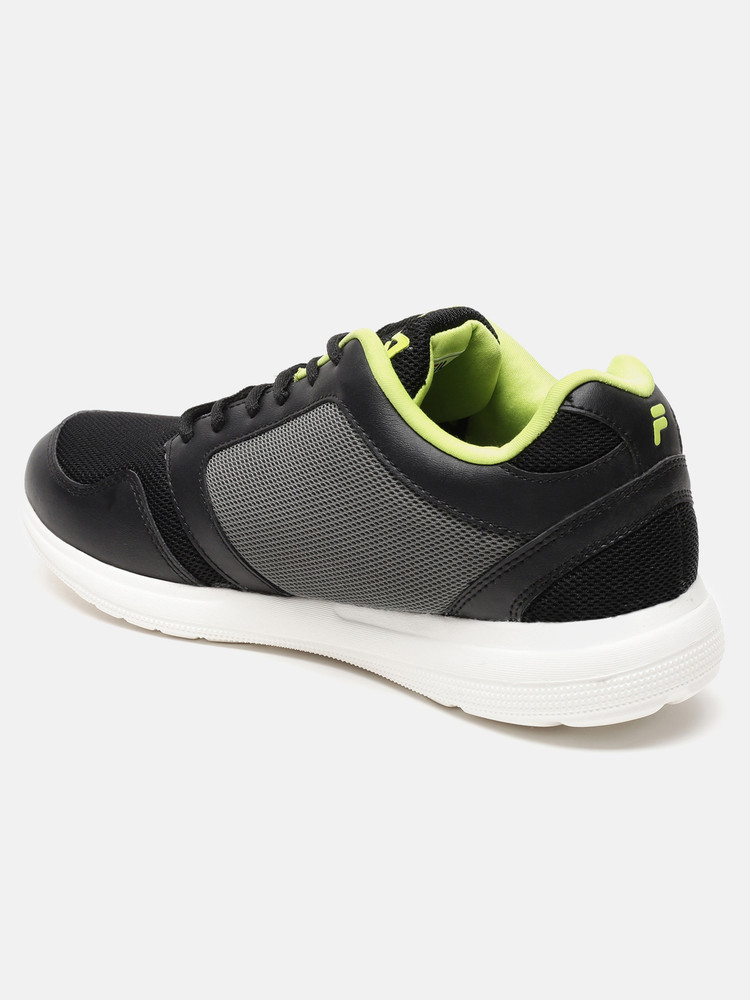 Fila men's discount wide shoes