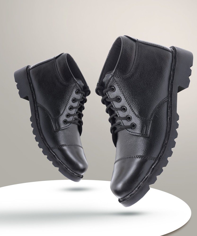 Nike black cheap boots for men