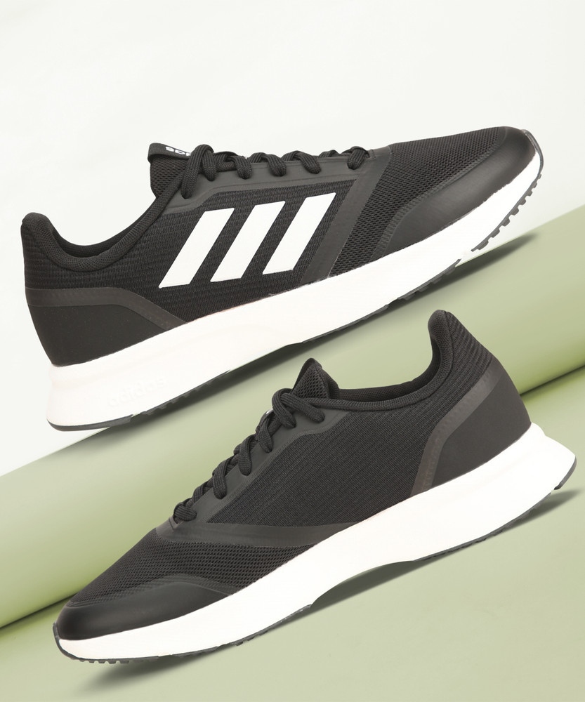 Adidas nova flow outlet