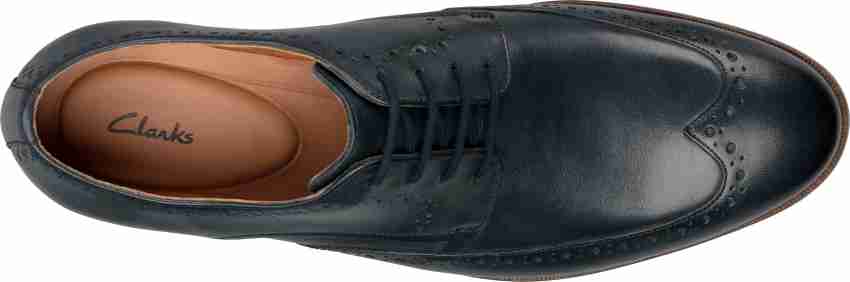 Clarks navy clearance leather shoes