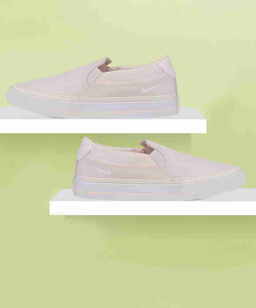 Slip on nike trainers womens online