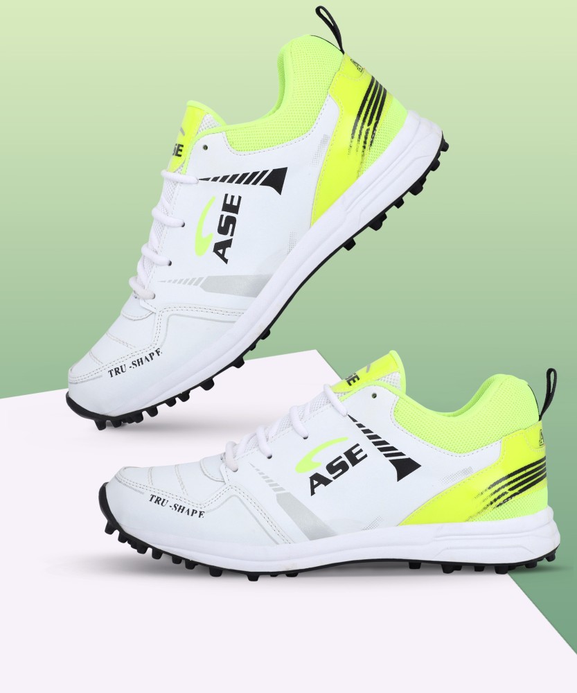 B-TUF White Cricket Sports Shoes, Size: 6 - 9