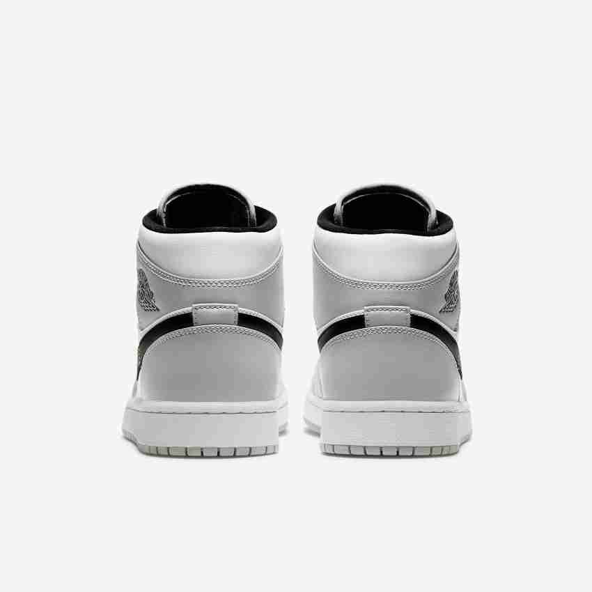 Air Jordan online 1 Mid