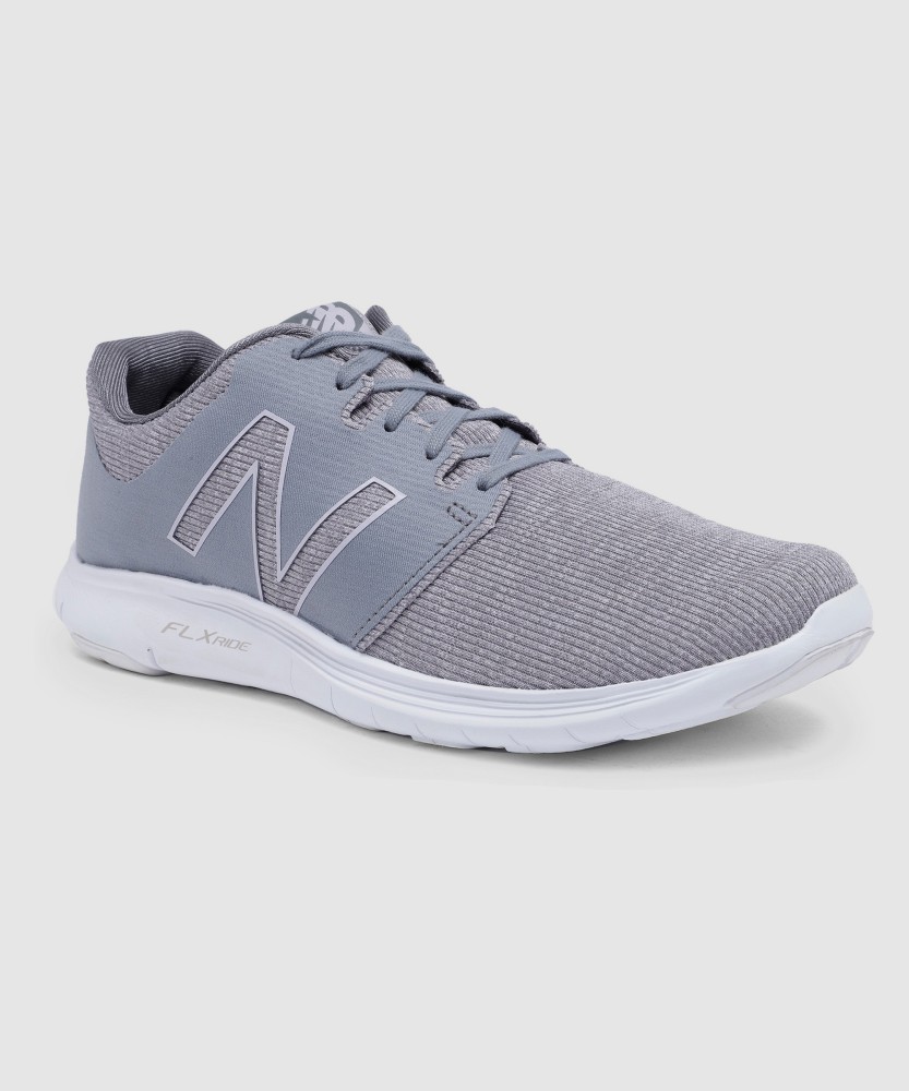 New balance women's 611v1 best sale