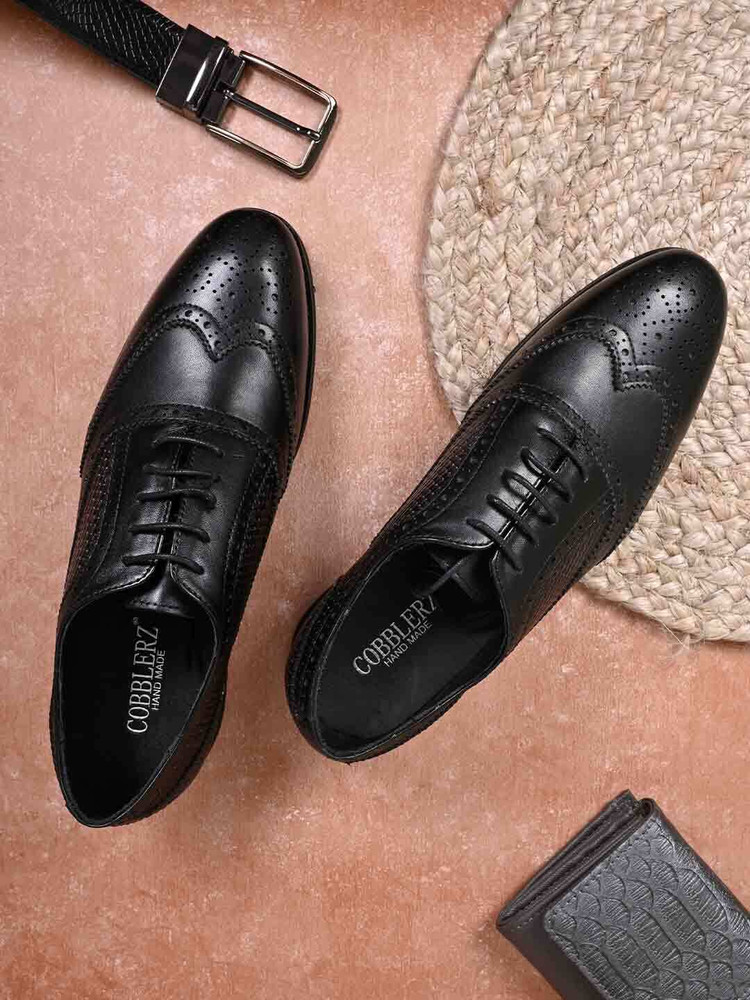 Leather shoes in flipkart hot sale