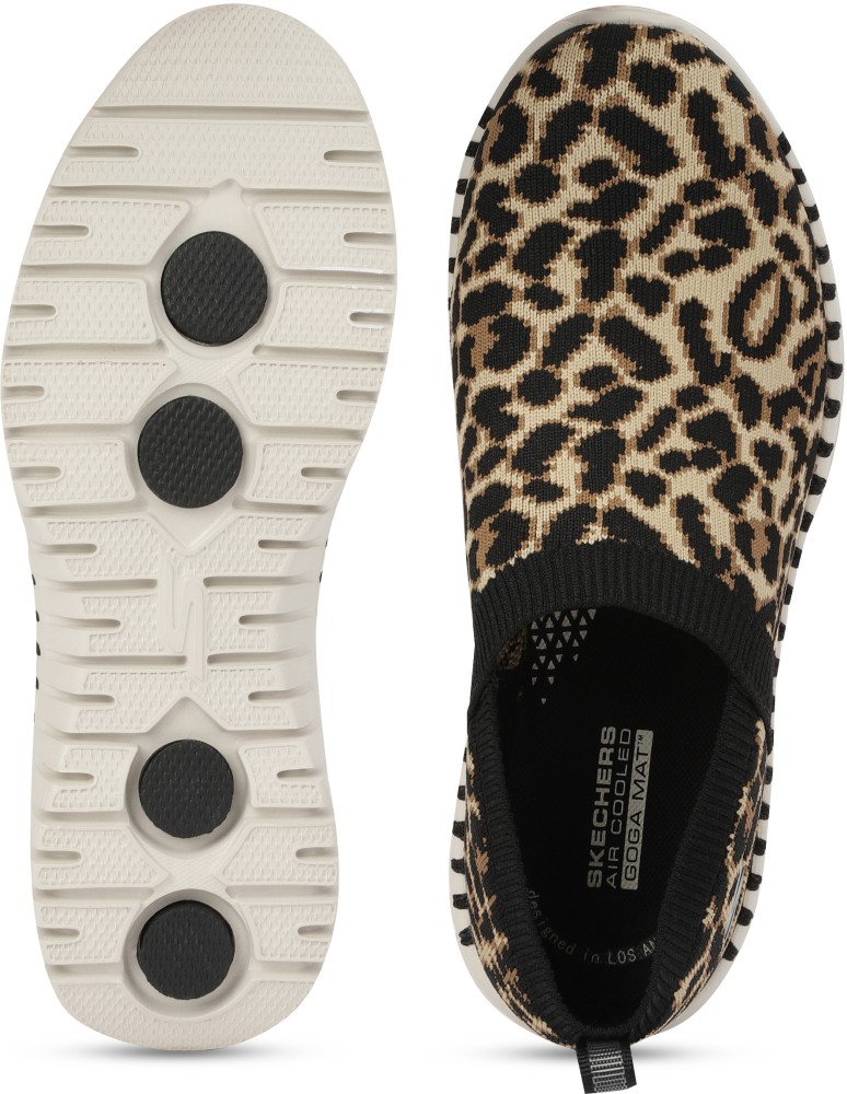 Skechers air cooled clearance goga mat cheetah print