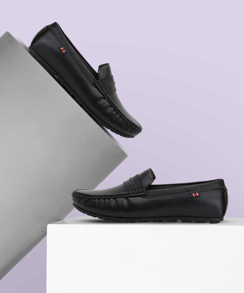 Flipkart loafers deals