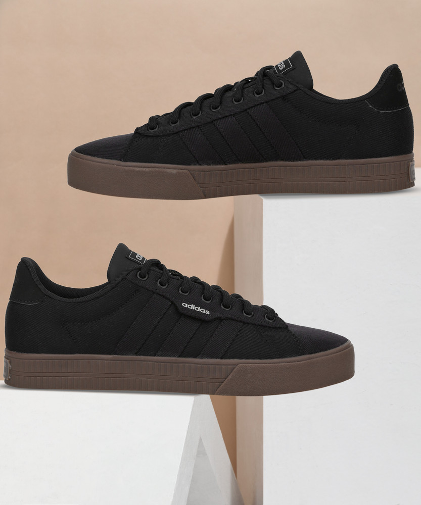 Adidas online daily black