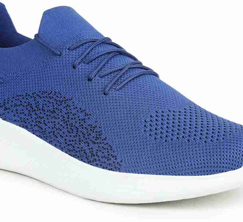 Clb sports shoes top