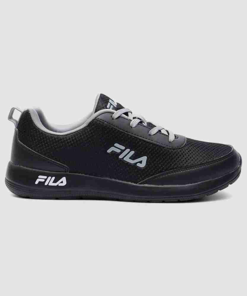 Fila shoes 2018 black hotsell