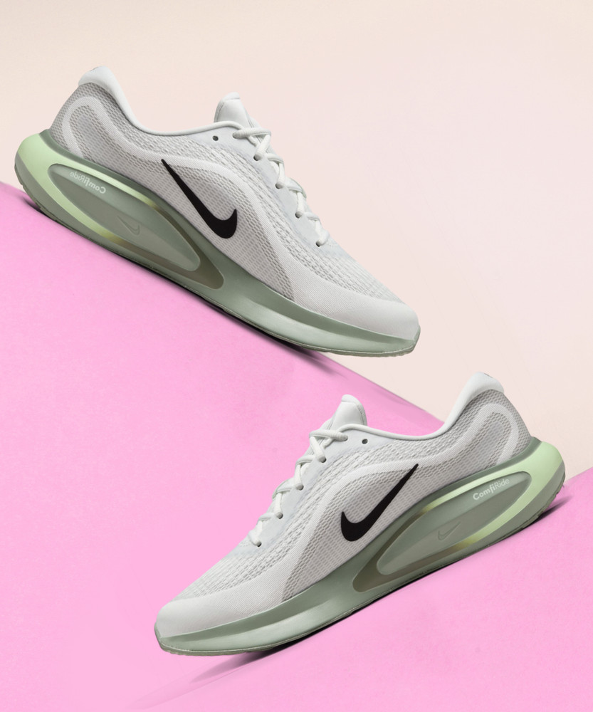 Nike running shoes flipkart sales