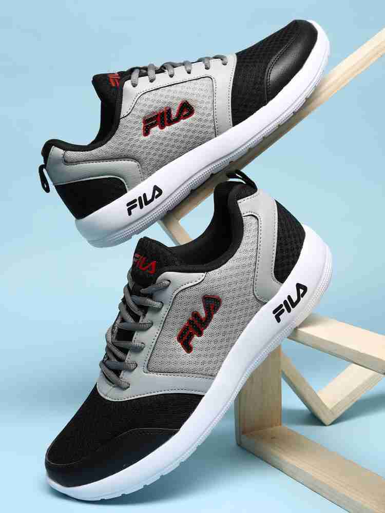 FILA Fila Men Black PUSKAS Running Shoes Running Shoes For Men - Fila Men PUSKAS Running Shoes Running Shoes For Men Online at Best Price - Shop Online for
