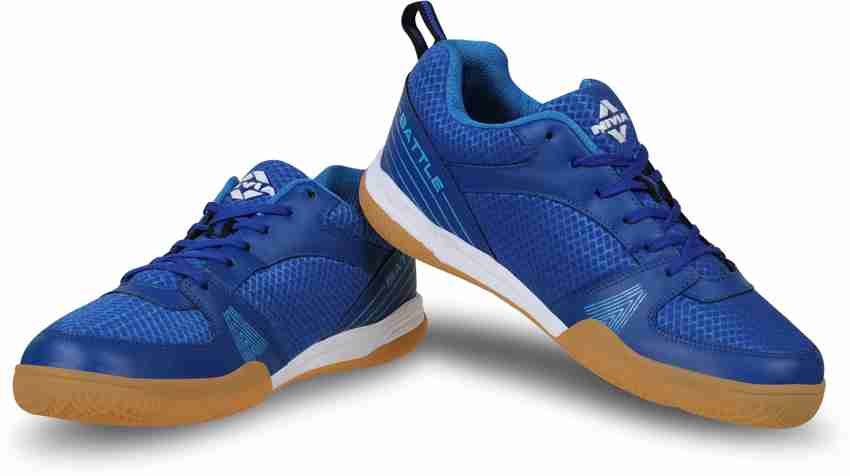 Nivia non marking best sale shoes