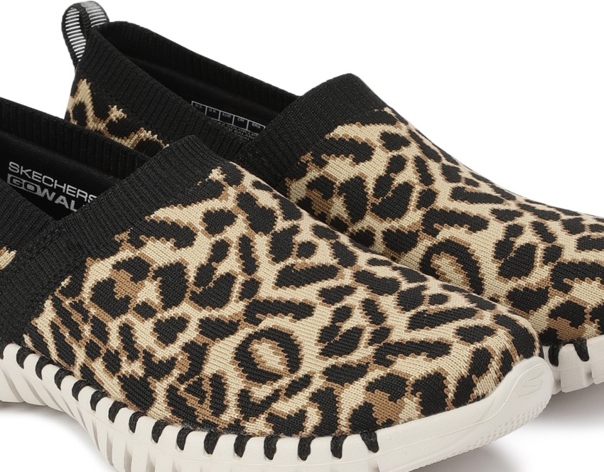 Skechers go walk outlet leopard