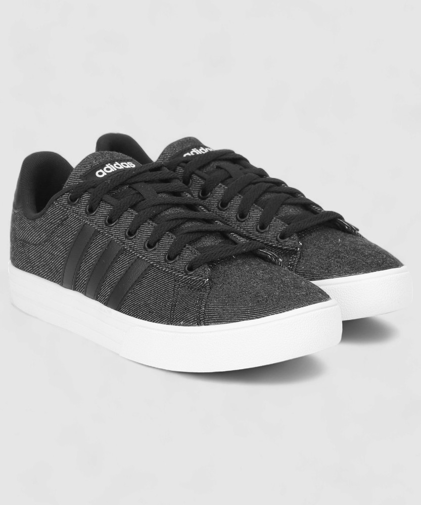 adidas originals men's daily 2.0