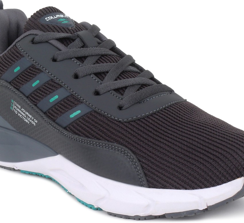 Leads store sports shoes