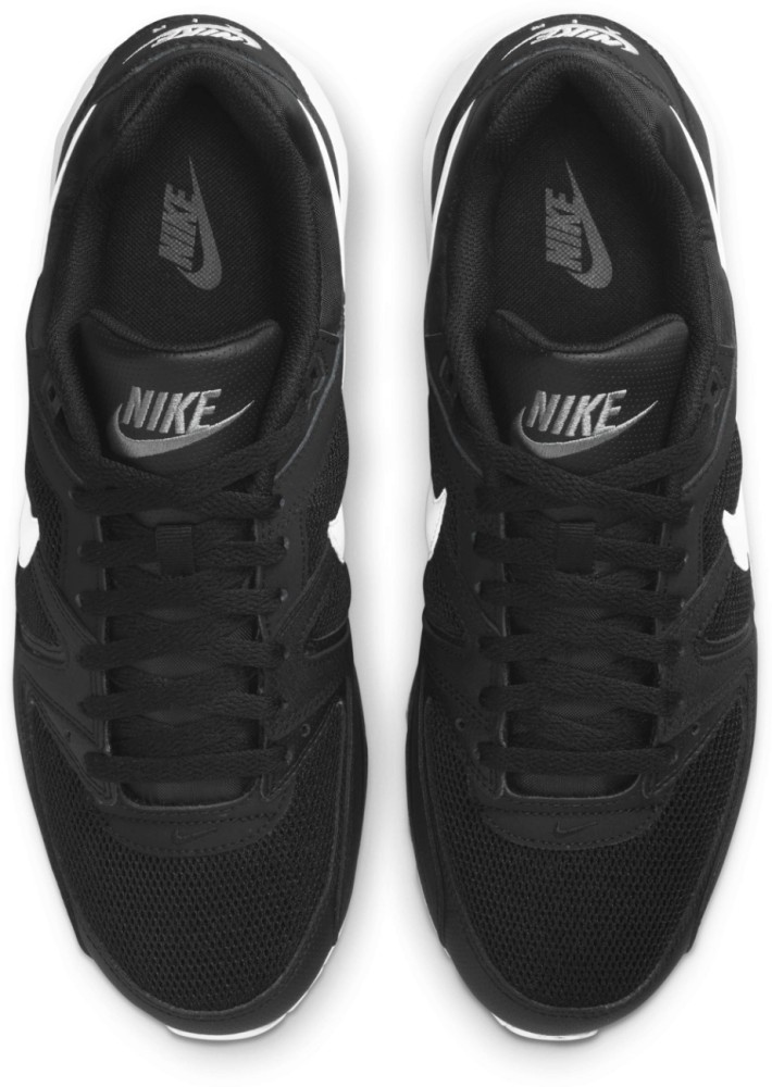 Nike black & white air best sale vortex trainers