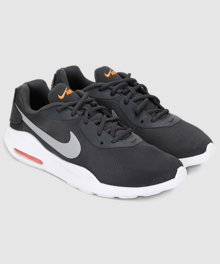 nike air max oketo men's stores