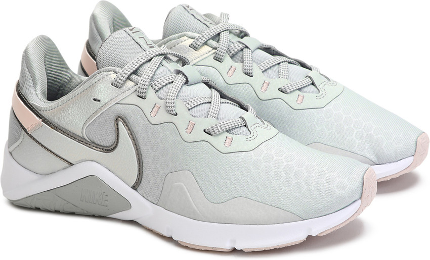Women's nike legend essential training deals shoes