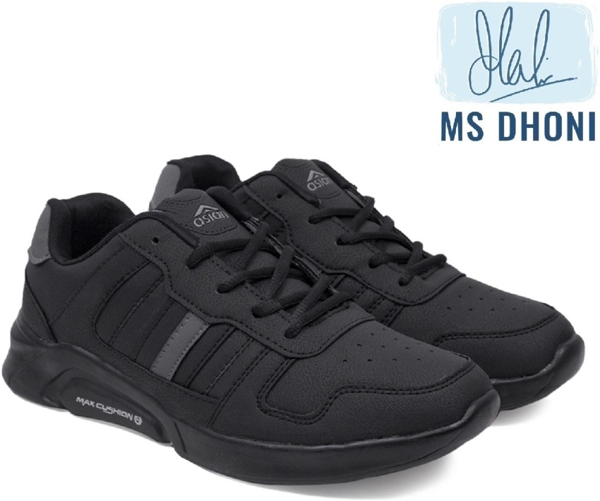 Mens black sales waterproof sneakers