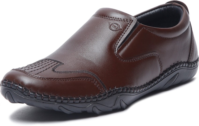 Buy online Brown Patent Leather Slip On Loafers from Casual Shoes for Men  by Mutaqinoti for ₹1649 at 67% off