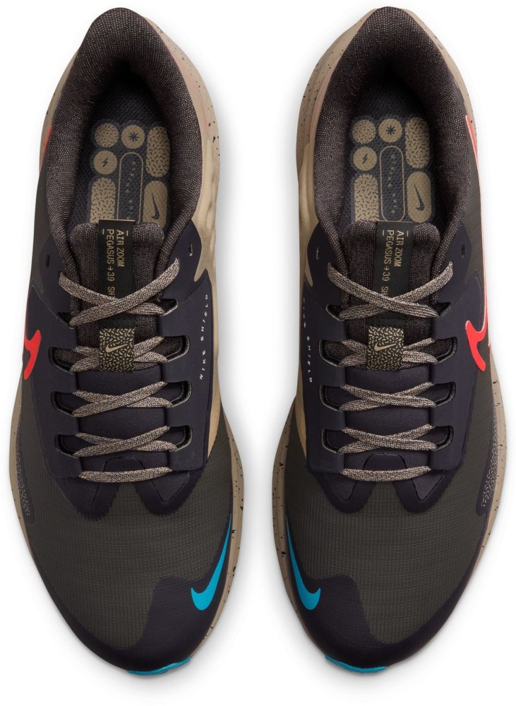 NIKE AIR ZOOM PEGASUS 39 SHIELD Running Shoes For Men - Buy NIKE AIR ZOOM  PEGASUS 39 SHIELD Running Shoes For Men Online at Best Price - Shop Online  for Footwears in India