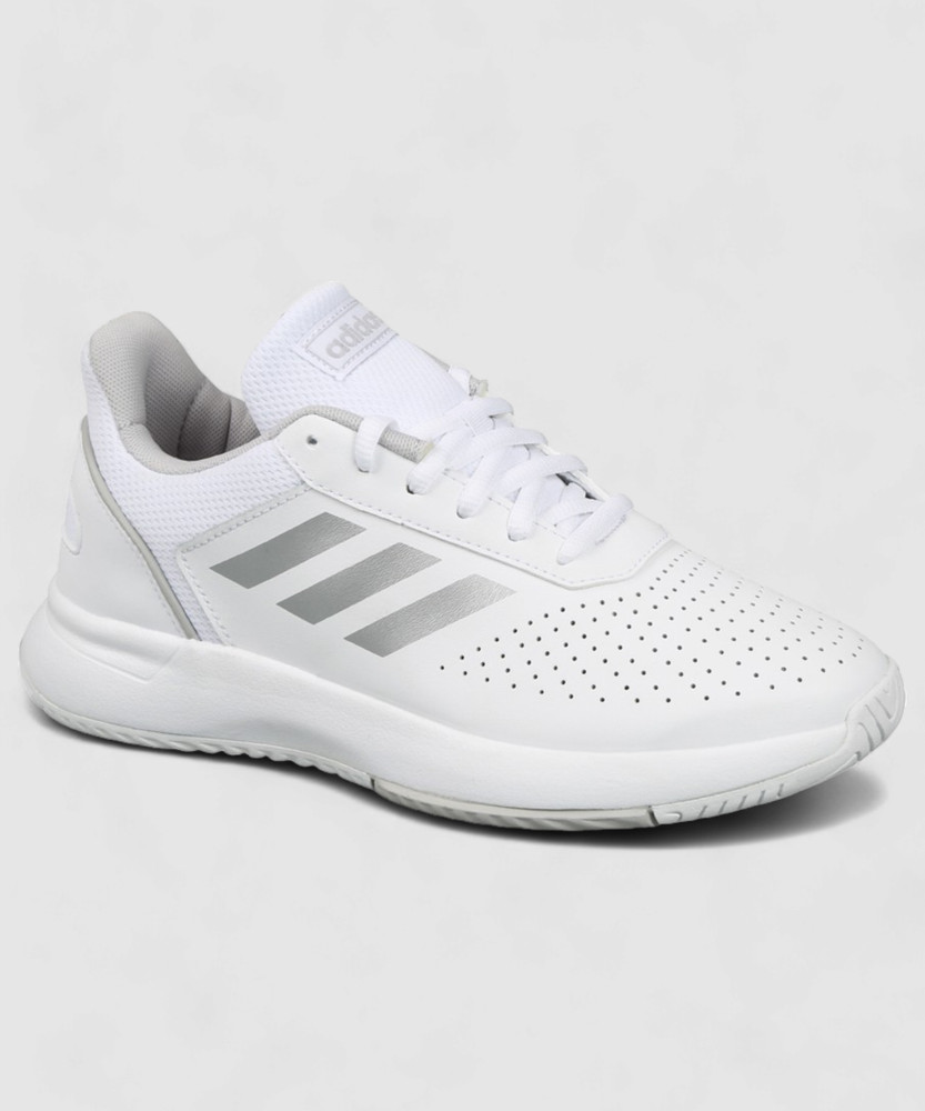 Adidas courtsmash white store