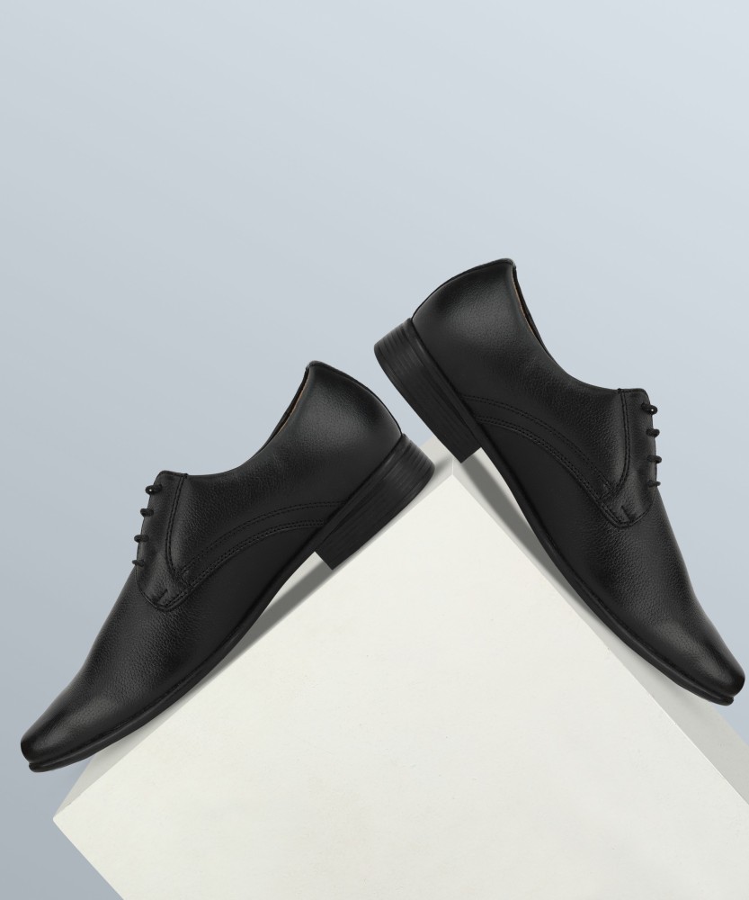 Bata black sale formal shoes flipkart